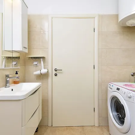 1805 Appartement Peroj